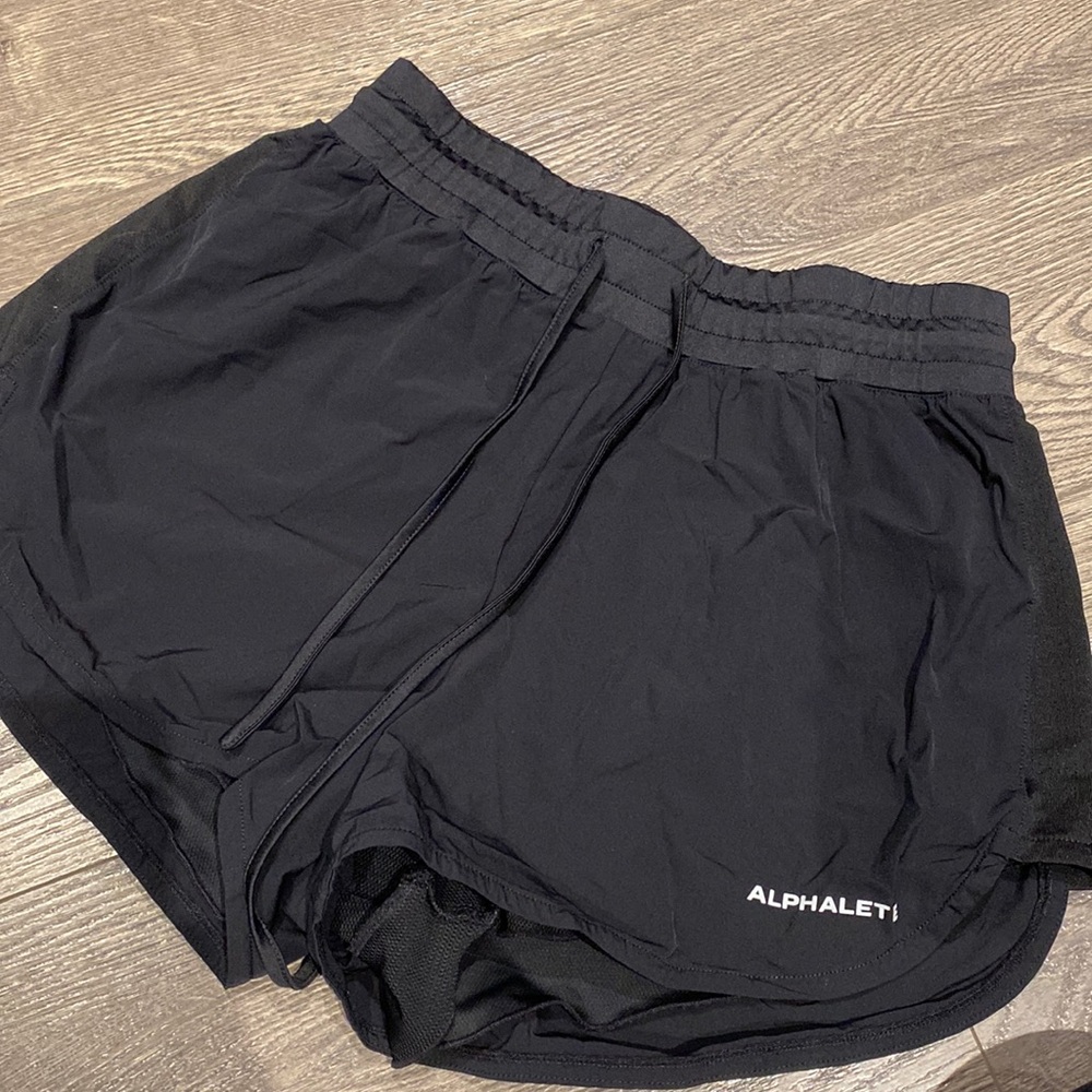 ALPHALETE ACTIVE SHORT 💗